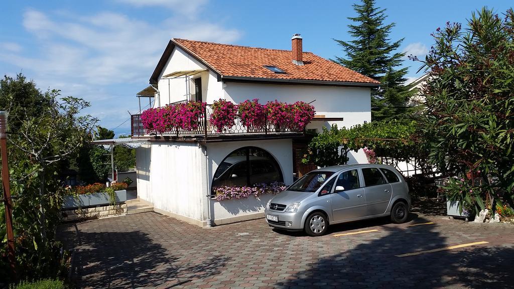 Apartmani Malinska Esterno foto